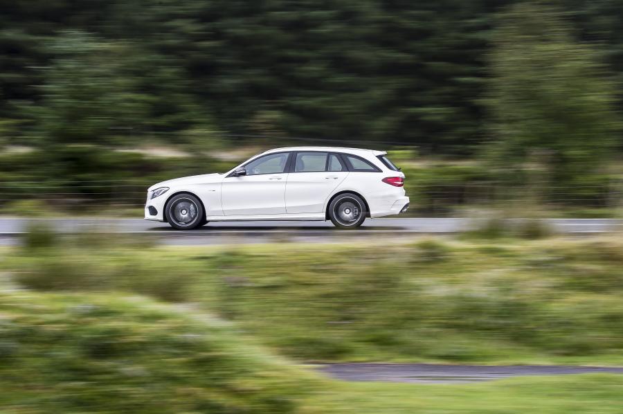  Mercedes-AMG C43 4Matic Estate 2016 года  (UK) (фото 18 из 30)